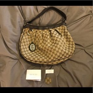 Gucci canvas monogram hobo bag - great condition